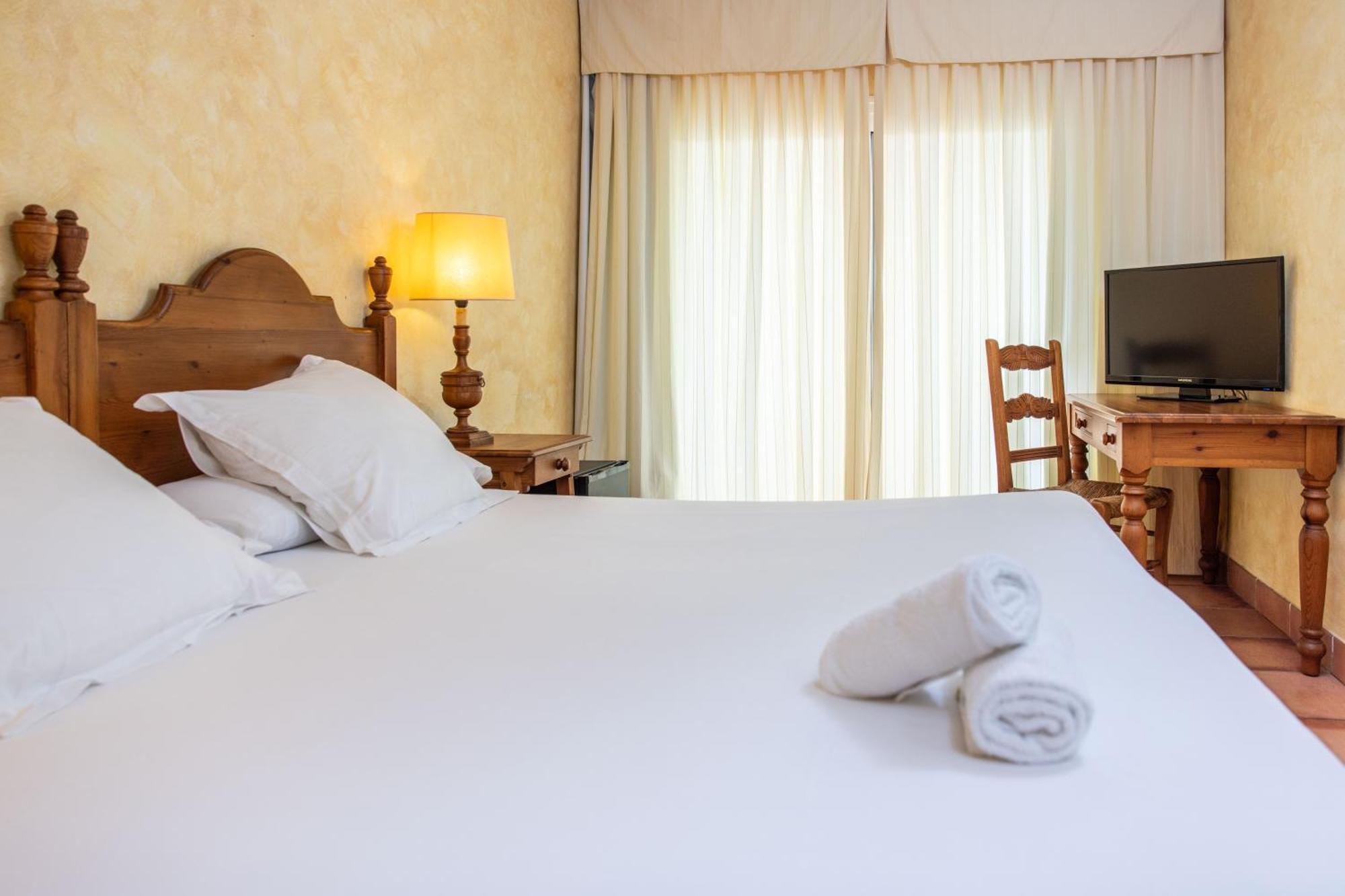Rvhotels Vila De Tossa (Adults Only) Tossa de Mar Bagian luar foto